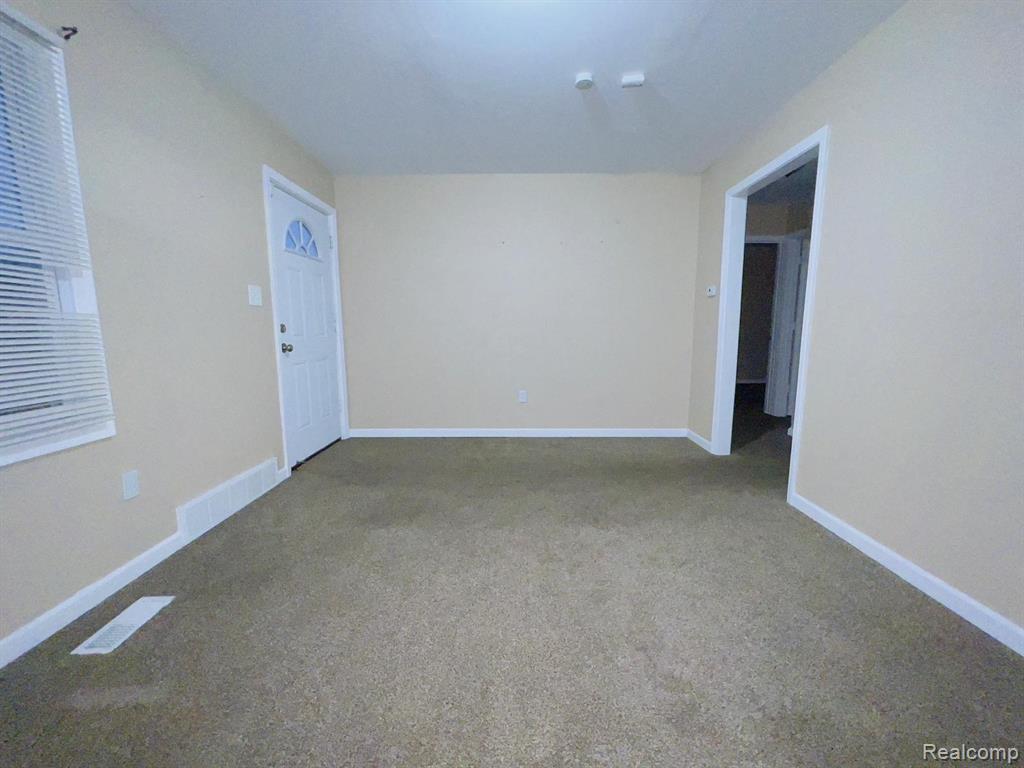 8695 Evergreen Avenue, Detroit, MI 48228 — Photo 12