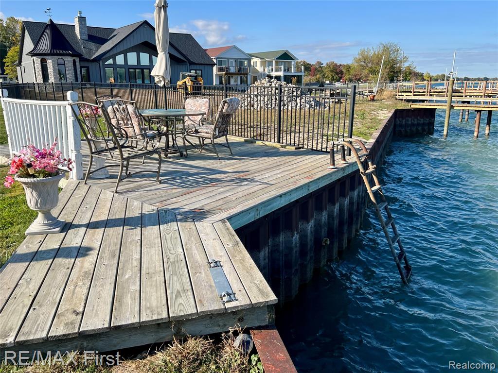 9280 RIVER Road, Clay, MI 48001 — Photo 5