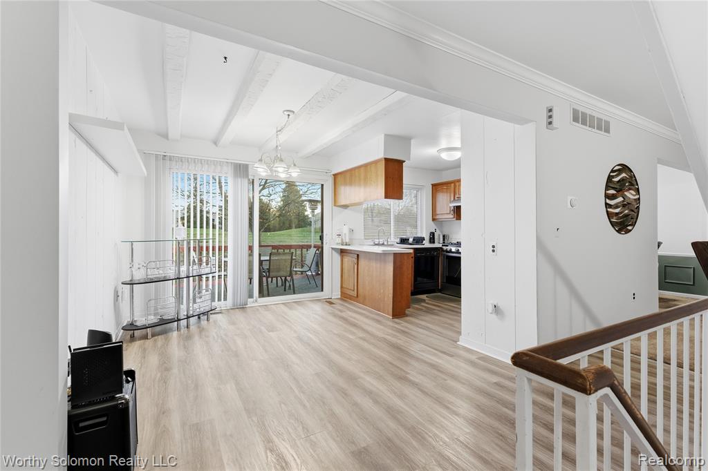 22415 Cranbrooke Drive, Novi, MI — Photo 12