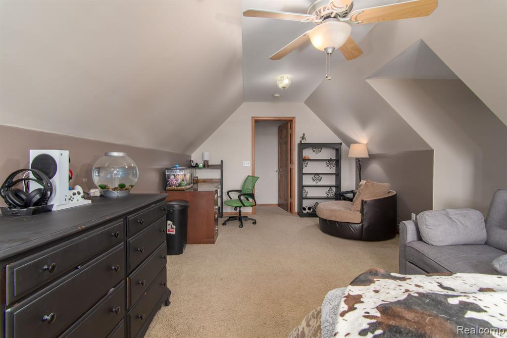 5271 WYNDEMERE Square, Swartz Creek, MI 48473 — Photo 14