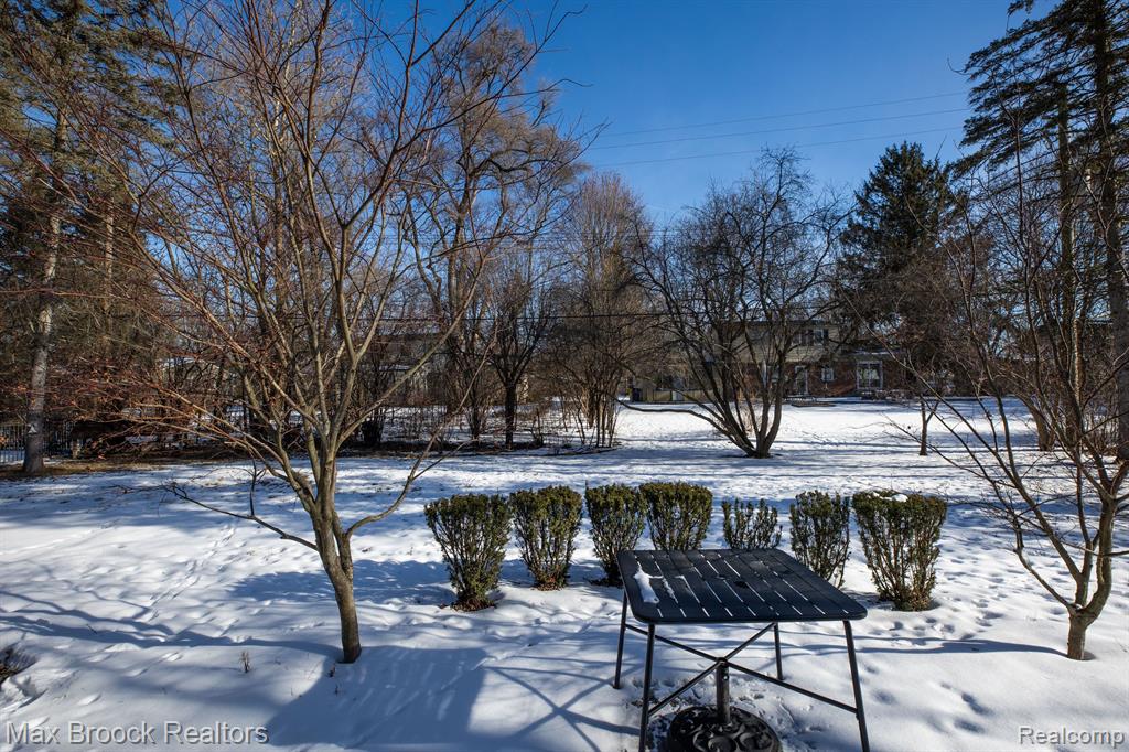 565 WESTBOURNE Drive, Bloomfield Hills, MI 48301 — Photo 27