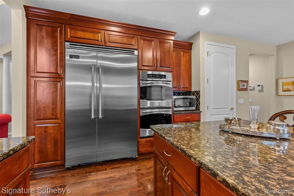 5375 Pembrooke Crossing Court, West Bloomfield, MI — Photo 26
