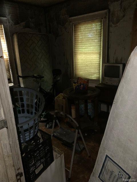 733 CADILLAC Street, Flint, MI 48504 — Photo 11