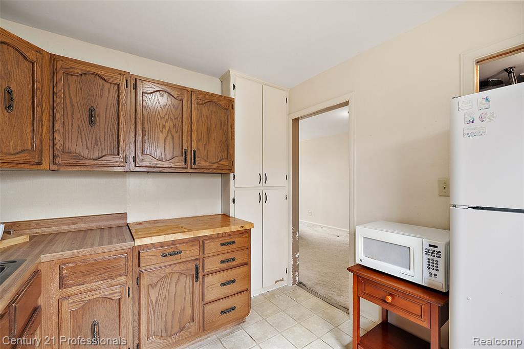 4155 Kempf Street, Waterford, MI 48329 — Photo 17