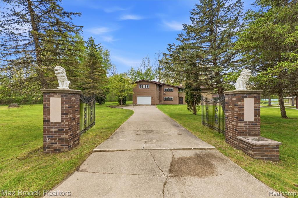 1392 Maple Grove Road, Lapeer, MI 48446 — Photo 6