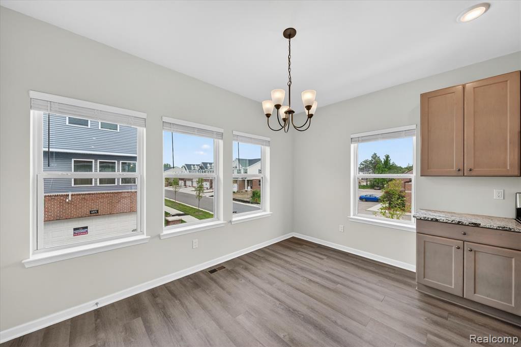 4876 E Ludlow Lane, Troy, MI 48085 — Photo 15