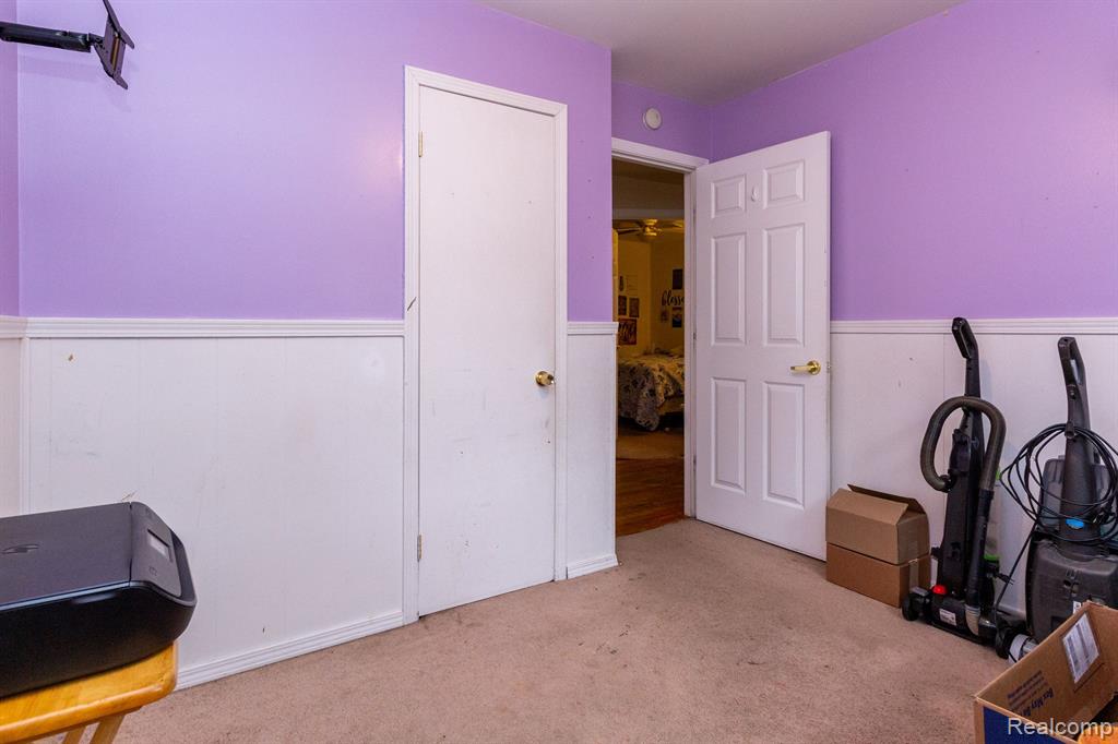 4218 CULVER Street, Dearborn Heights, MI 48125 — Photo 17