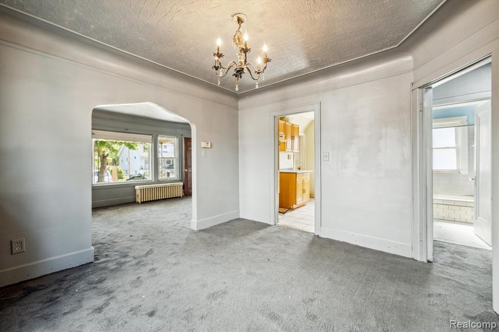 805 E GEORGE Avenue, Hazel Park, MI 48030 — Photo 12