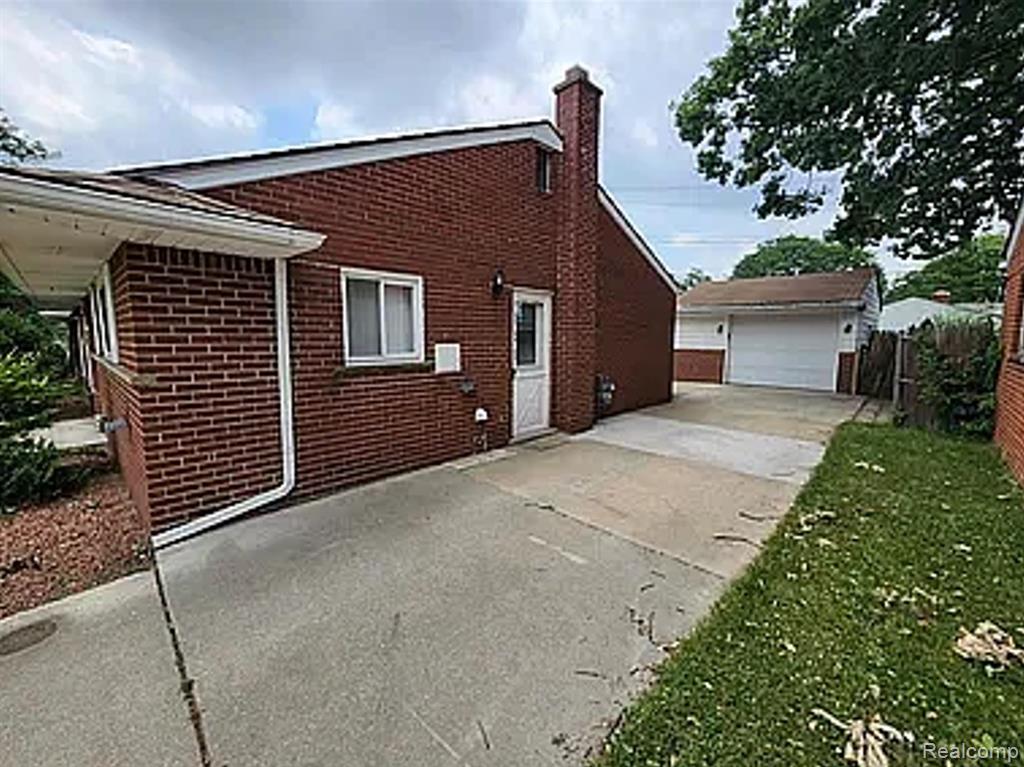 6419 Sunset Street, Garden City, MI — Photo 3