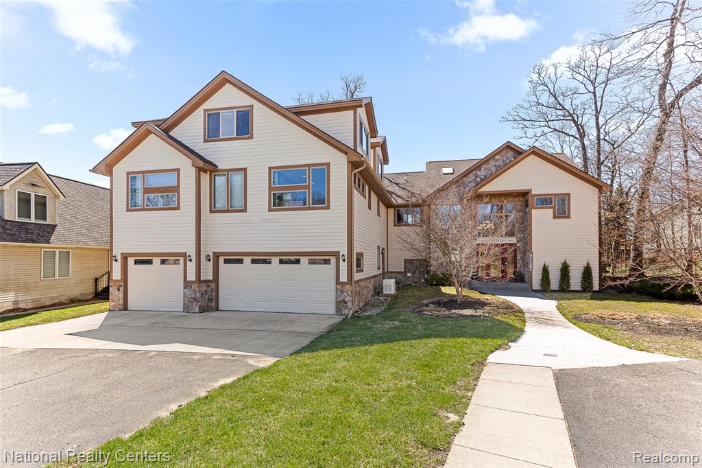1100 Clearwater Boulevard, White Lake, MI — Photo 93