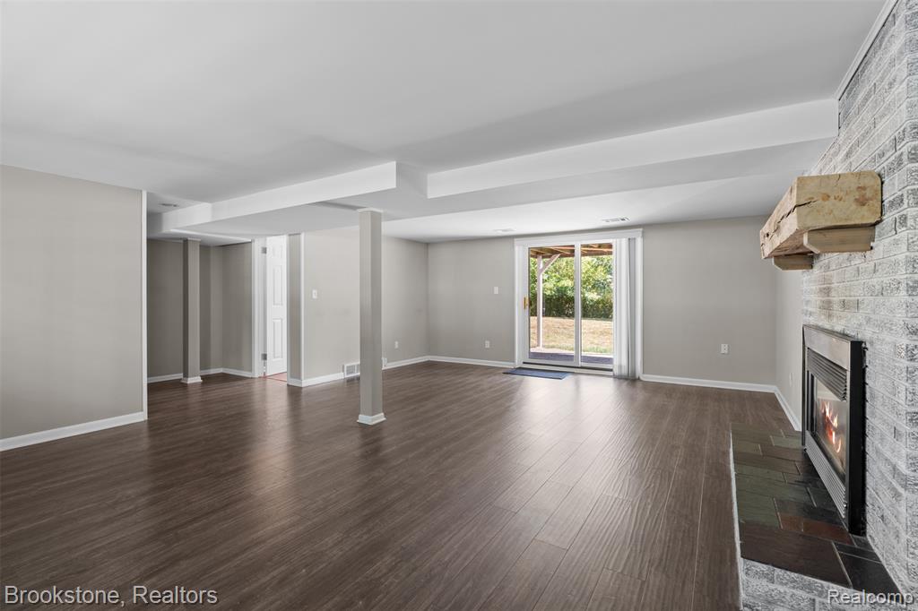 87 E Maryknoll Road, Rochester Hills, MI 48309 — Photo 17