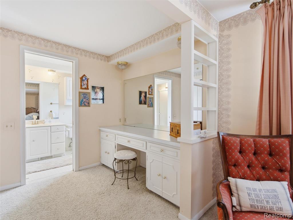 883 Briarcliff Drive, Grosse Pointe, MI 48236 — Photo 34