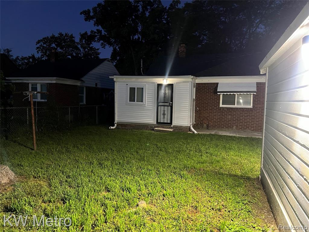 18911 Oakfield Street - Photo 4