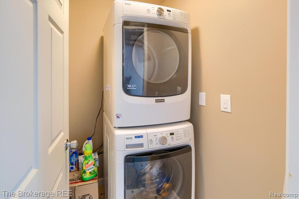 527 Amesbury Drive, Davison, MI 48423 — Photo 19