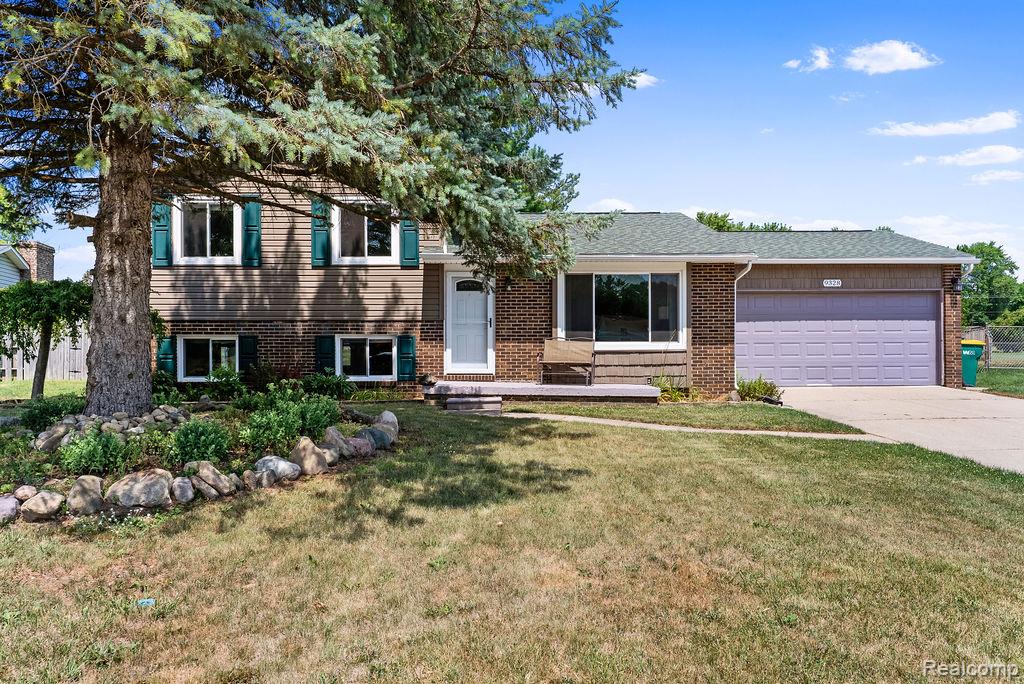 9328 Elaine Drive, Swartz Creek, MI 48473 — Photo 3