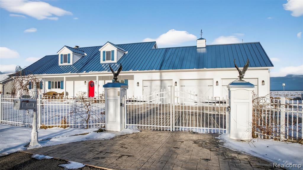 5110 Shorefront Lane, MI — Photo 53