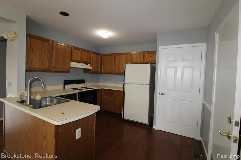 42266 Brookview Lane, 1, Clinton Twp, MI 48038 — Photo 9