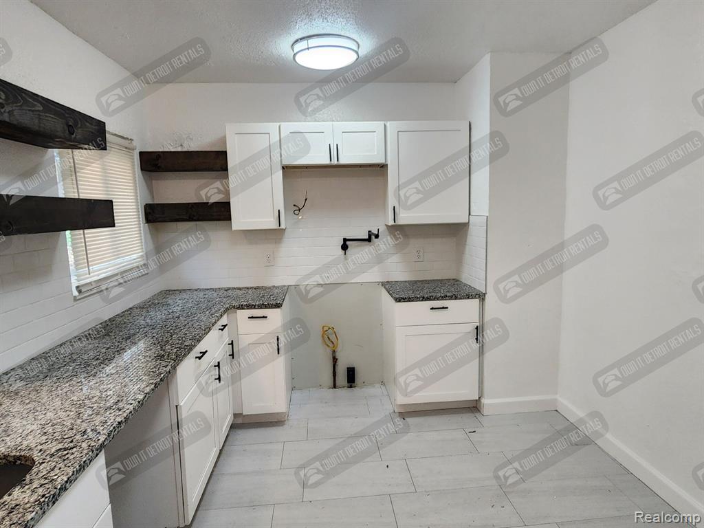13944 Mansfield Street, Detroit, MI 48227 — Photo 17