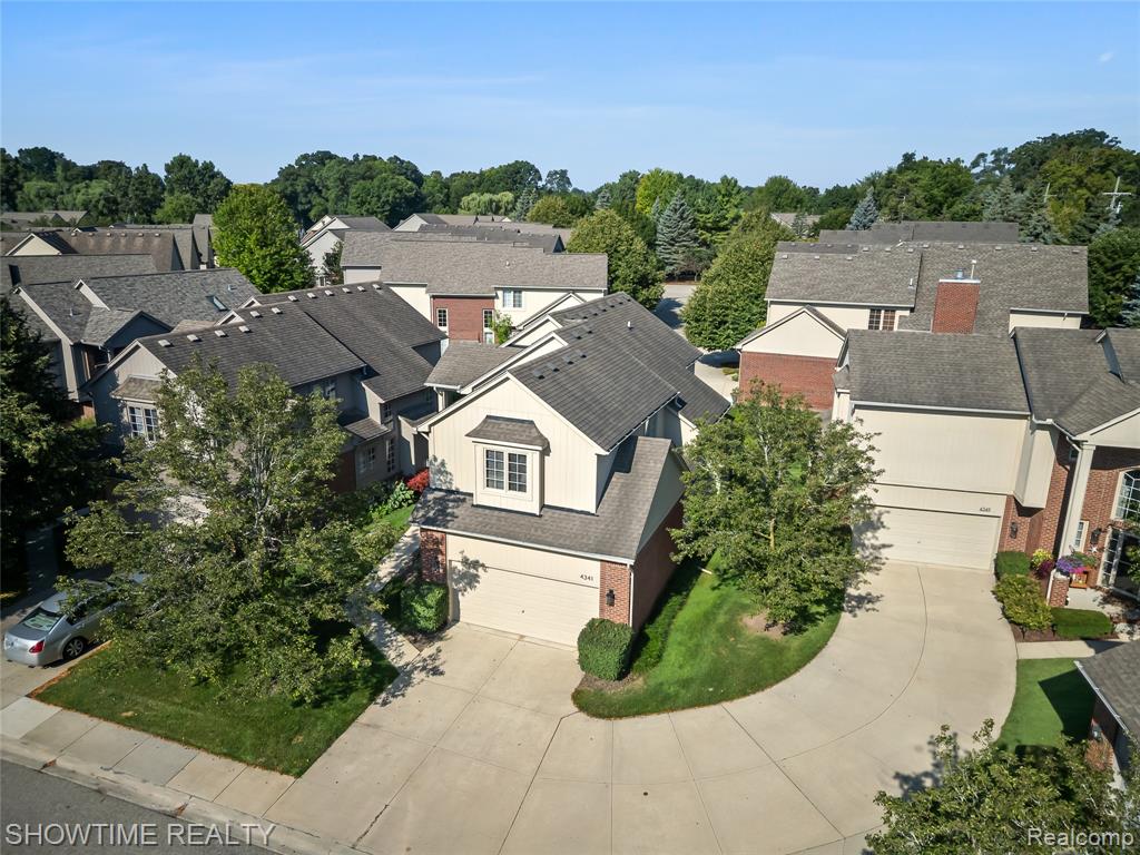 4341 Summer Place, Shelby Twp, MI 48316 — Photo 2