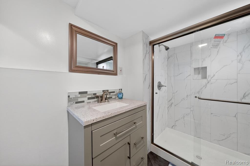 7065 Epping Drive, Canton, MI 48187 — Photo 43