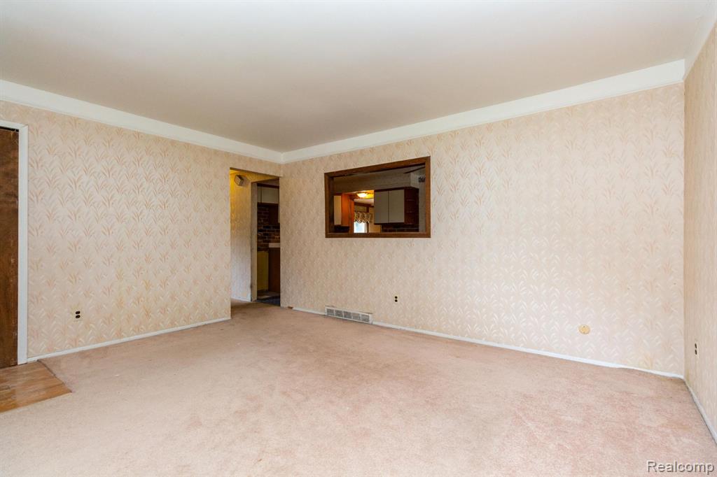 4996 Sanford Drive, Sterling Heights, MI 48310 — Photo 4