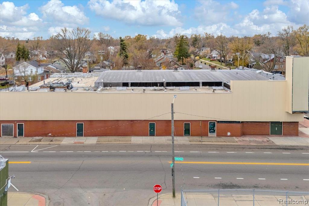 1330 E 7 Mile Road - Photo 2