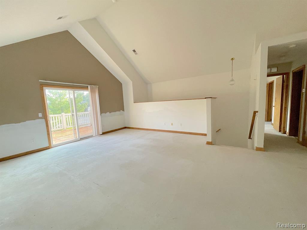 428 MARIGOLD Circle, Westland, MI — Photo 4