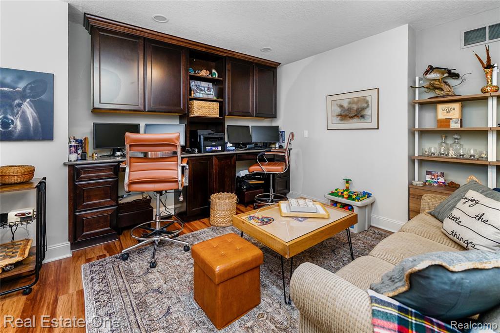8745 Birchwood Drive, Berlin, MI 48166 — Photo 10