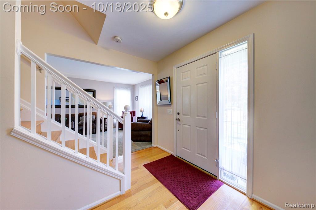 975 S Parkwood Drive, South Lyon, MI 48178 — Photo 19
