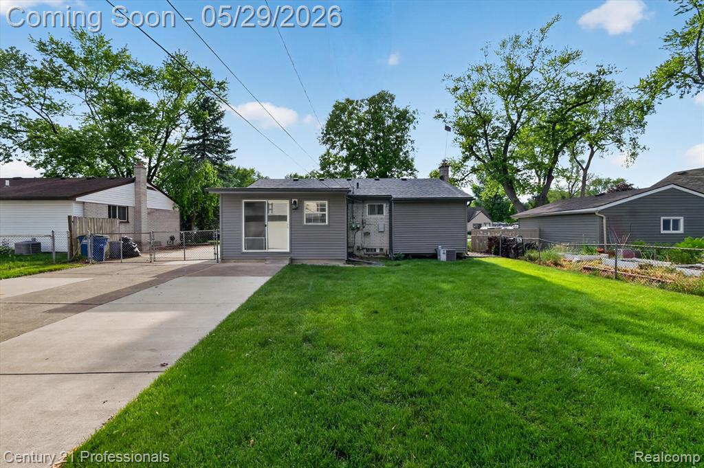 7414 Gilman Street, Westland, MI — Photo 34