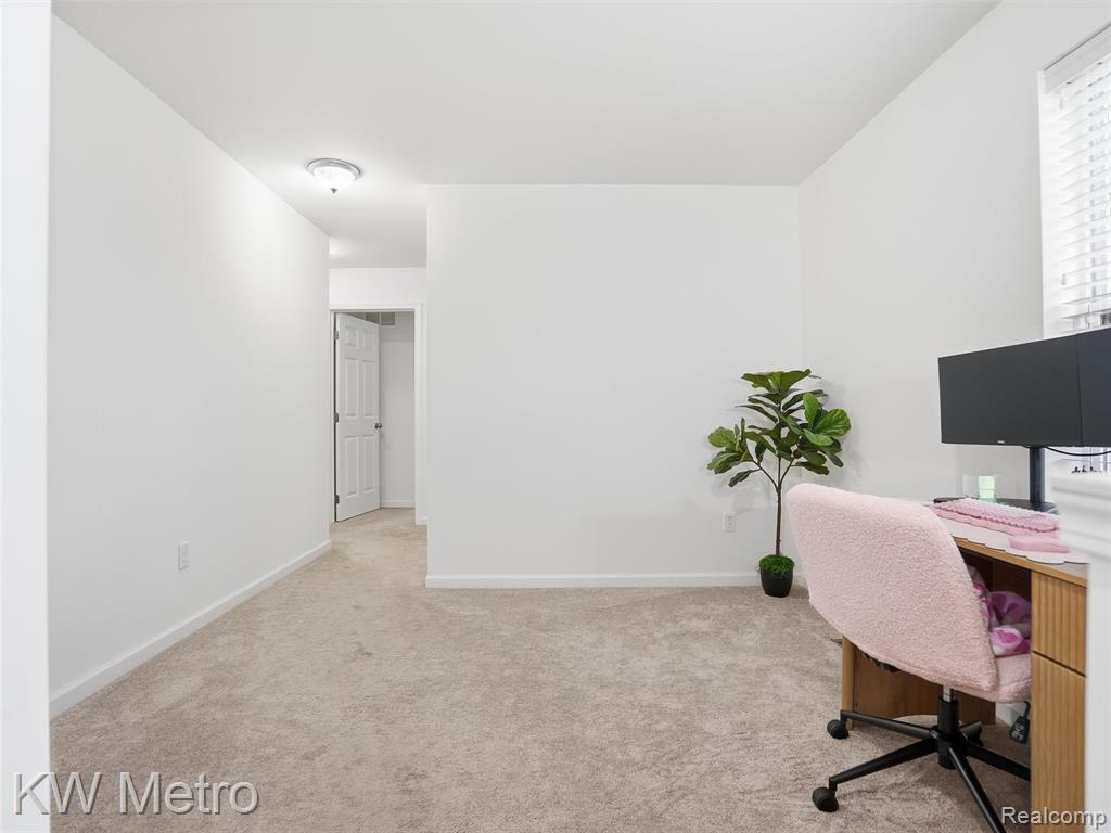 48672 Ivory Orchard Drive, Macomb, MI 48042 — Photo 19