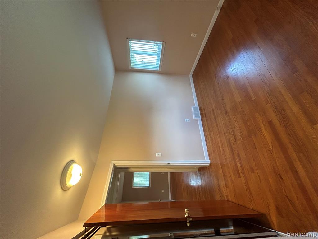 129 Pleasant Lake Drive, Waterford, MI 48327 — Photo 8