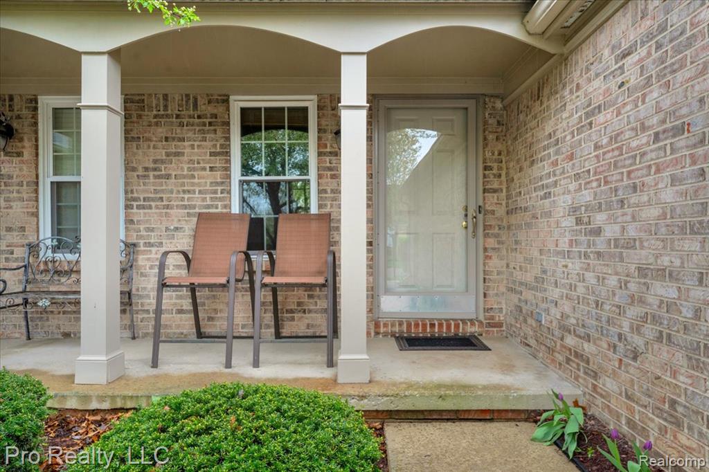 4000 Hunters Circle E, 137, Canton, MI 48188 — Photo 3