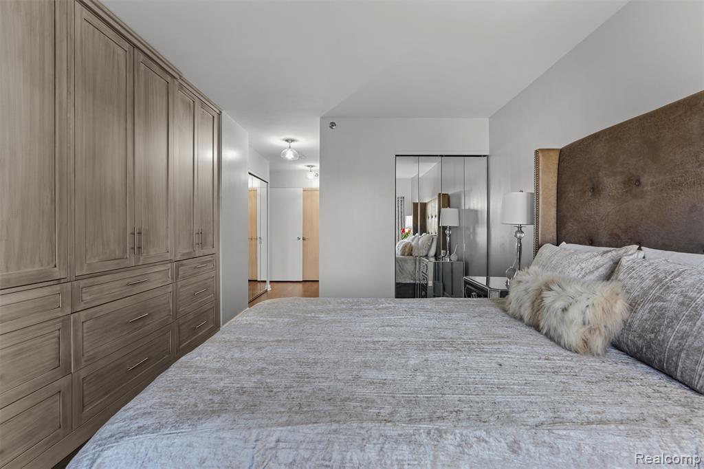 5000 Town Center Center, 306, Southfield, MI 48075 — Photo 11