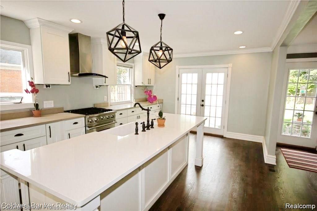 669 Mohegan Street, Birmingham, MI 48009 — Photo 14