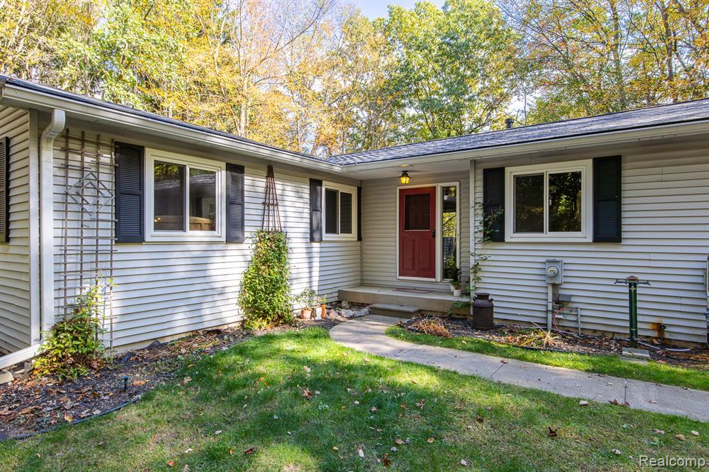 1969 Woodsman Drive, Ortonville, MI 48462 — Photo 5