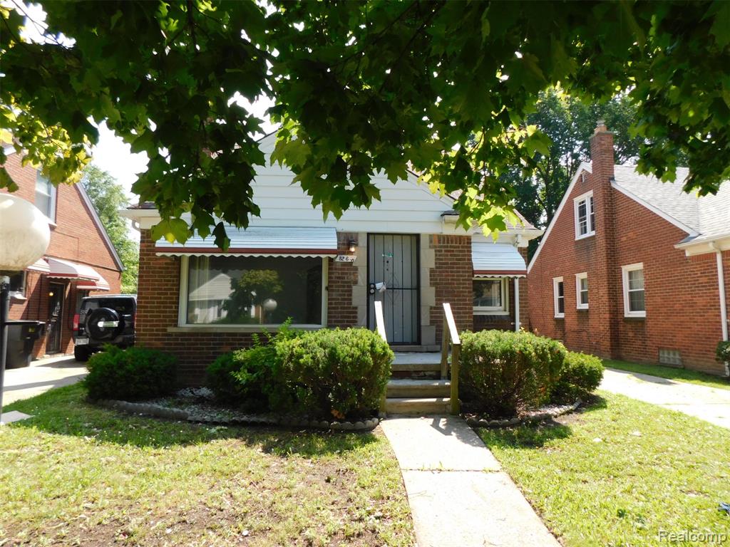 8260 Hartwell Street, Detroit, MI 48228 — front exterior