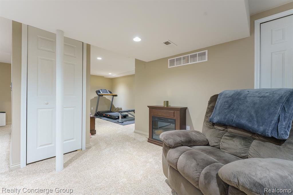 455 EAGLE Way, South Lyon, MI 48178 — Photo 26