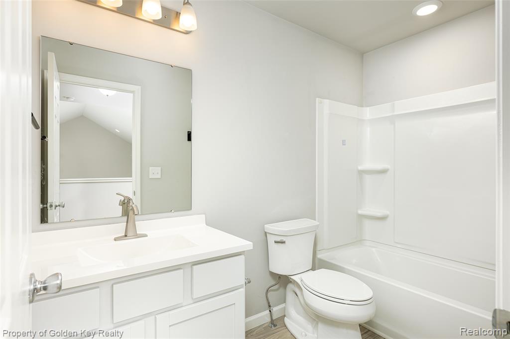 420 Dorchester Drive, Howell, MI 48855 — Photo 20