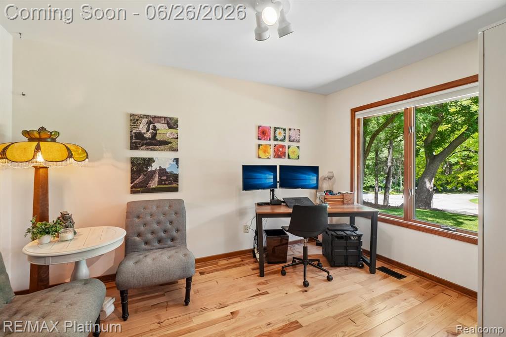 6100 Oak Valley Drive, Whitmore Lake, MI 48189 — Photo 24