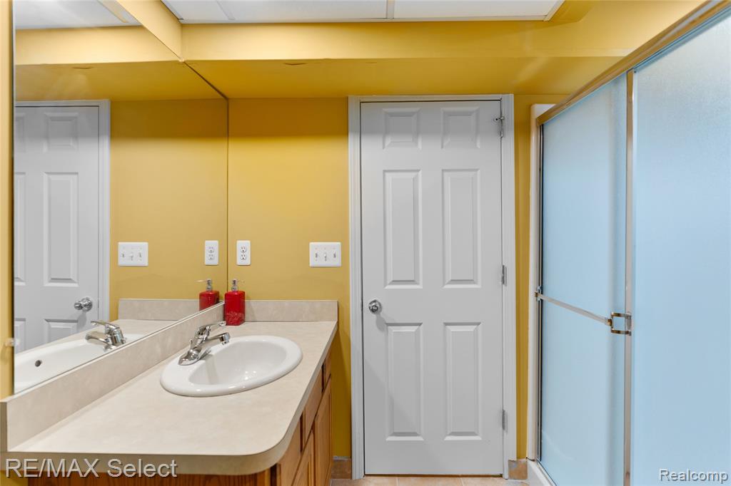 5664 Murphy Court, Warren, MI 48092 — Photo 61