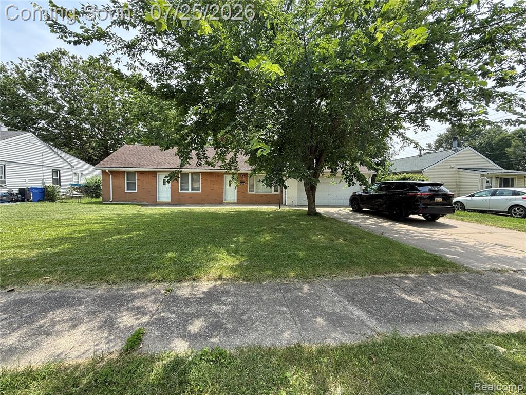 8424 Stout Avenue, Warren, MI 48093