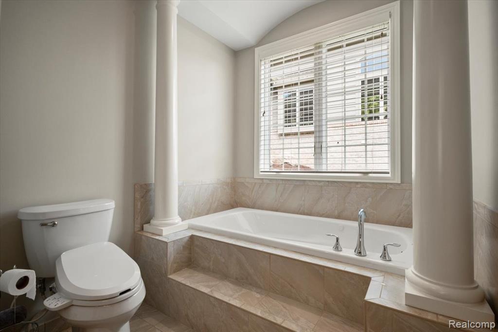 5696 Knob Hill Circle, 24, Clarkston, MI 48348 — Photo 19