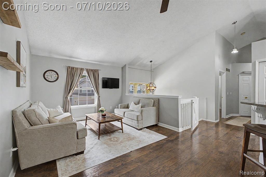 6400 Lake Meadow Drive, Waterford, MI 48327 — Photo 8