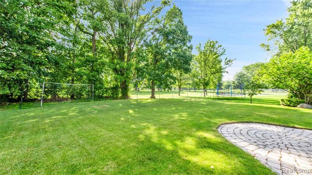 47456 Brennan Drive, Macomb, MI 48044 — Photo 7