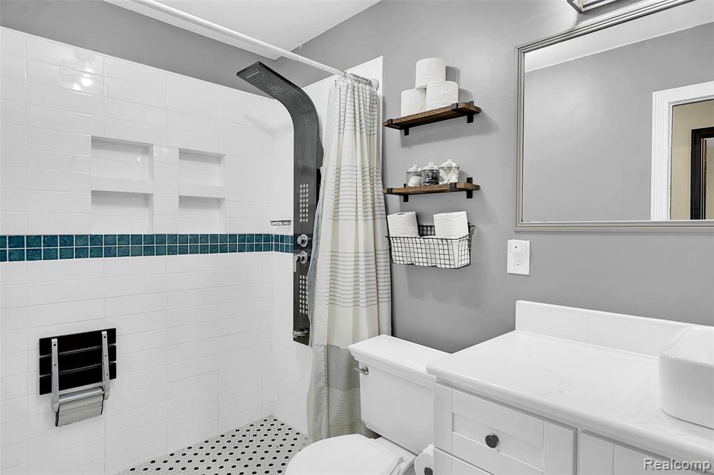 5191 Pratt Road, Metamora, MI 48455 — Photo 16