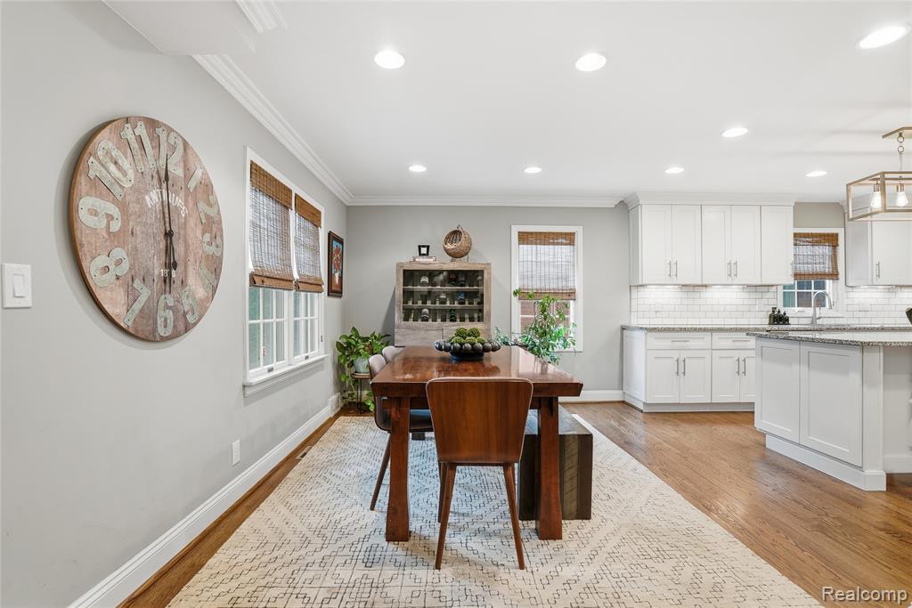 373 Hillcrest Avenue, Grosse Pointe Farms, MI 48236 — Photo 14