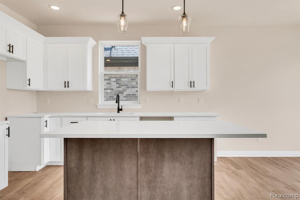 4118 Spring Meadows Drive, Sterling Heights, MI 48314 — Photo 17