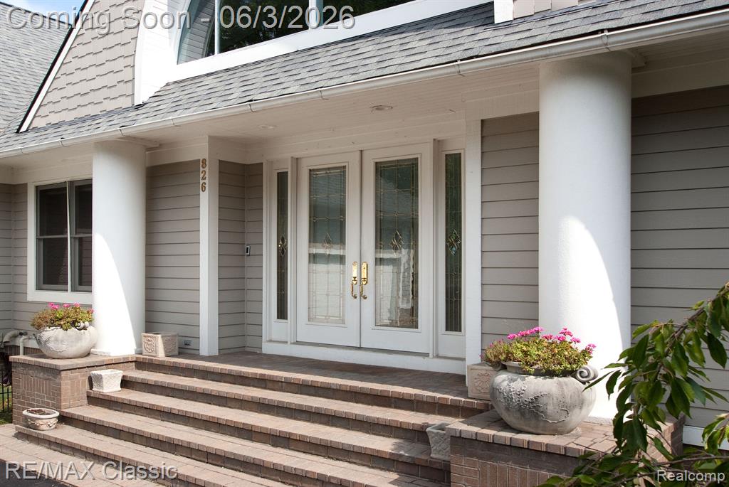 826 Wolverine Drive, Wolverine Lake, MI 48390 — Photo 4