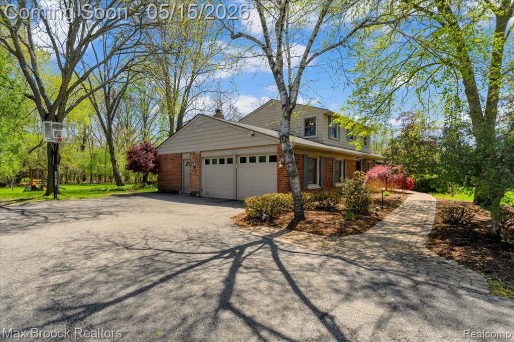 5939 Dunmore Drive, West Bloomfield, MI — Photo 3